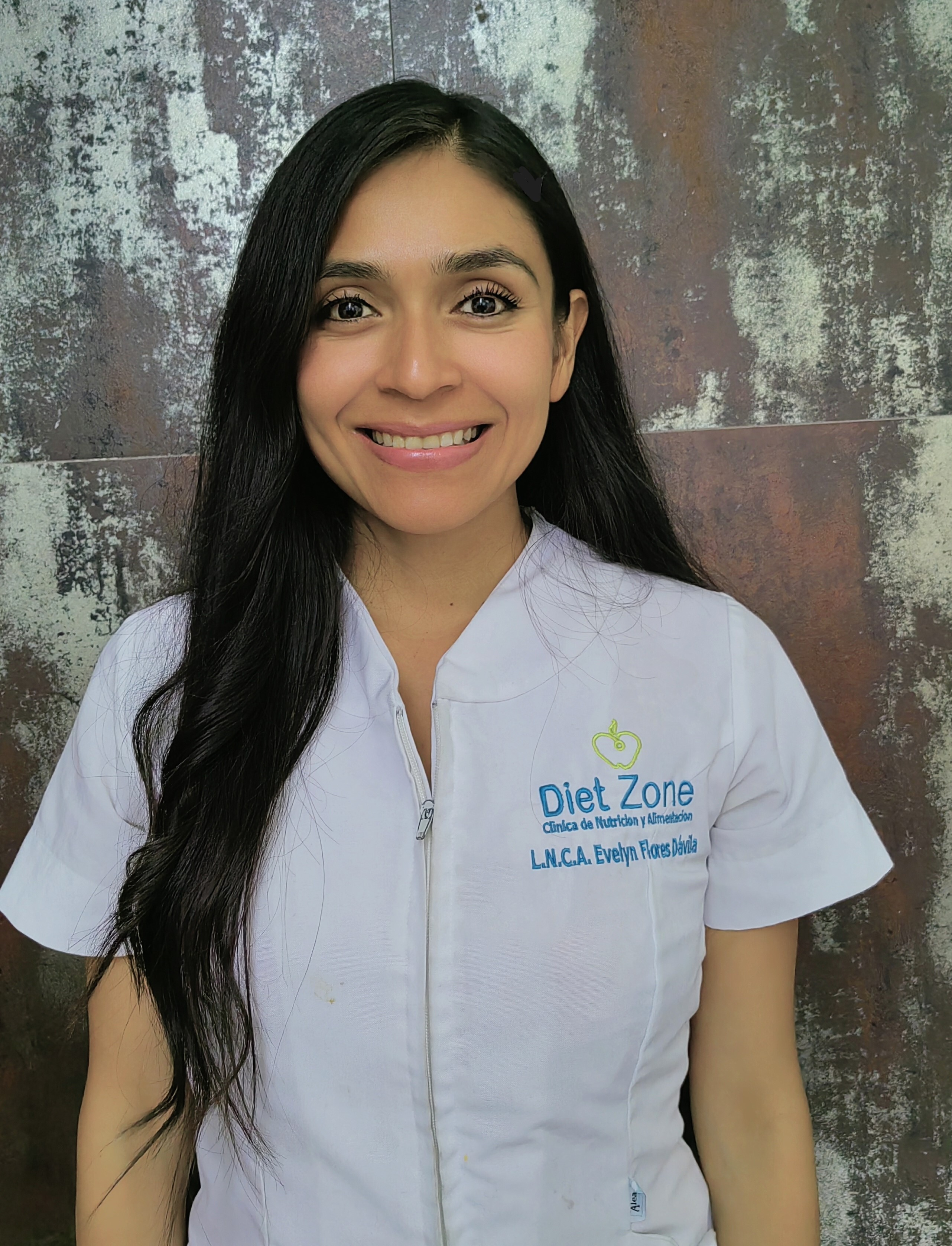 Evelyn Flores — Nutricionista, Maestría