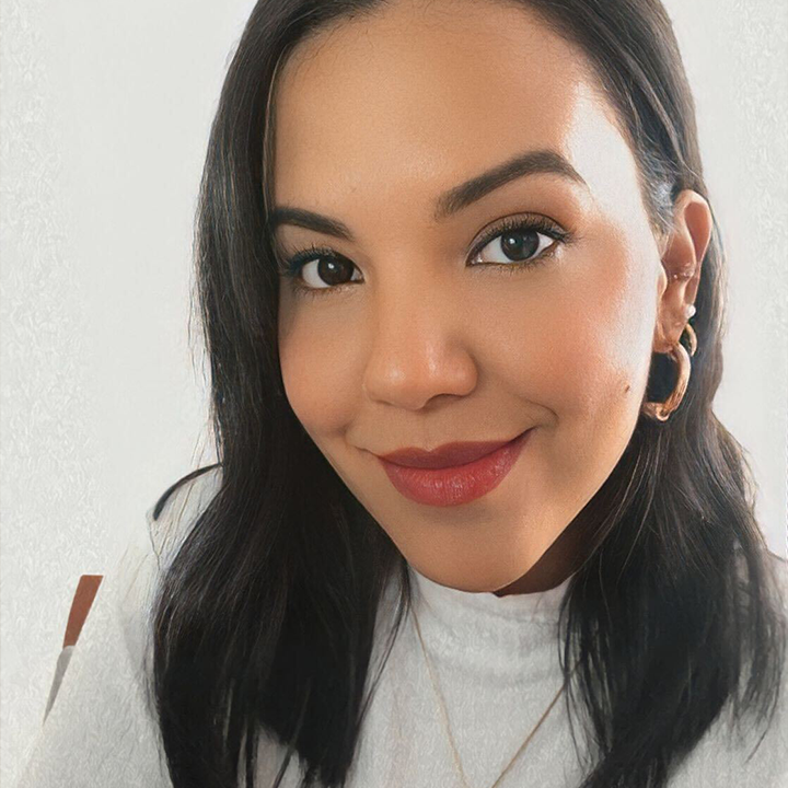 Micheane Cruz — Nutricionista Pediátrica