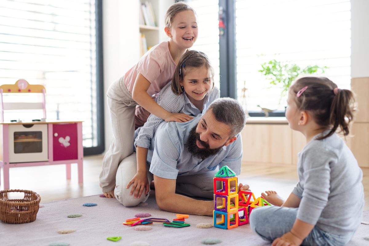 Atividades para fazer com os filhos: 8 opções para vocês brincarem juntos!