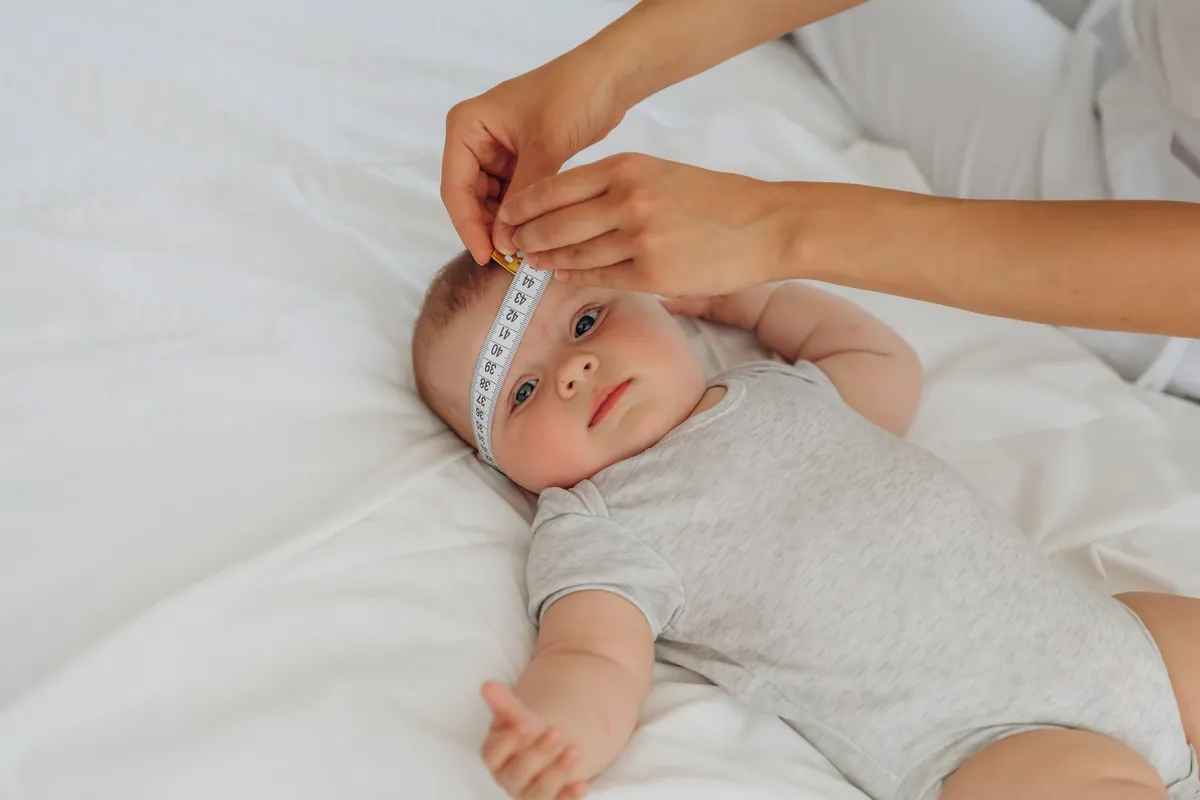 Fiebre en bebés: Conoce los síntomas y cómo tratarla