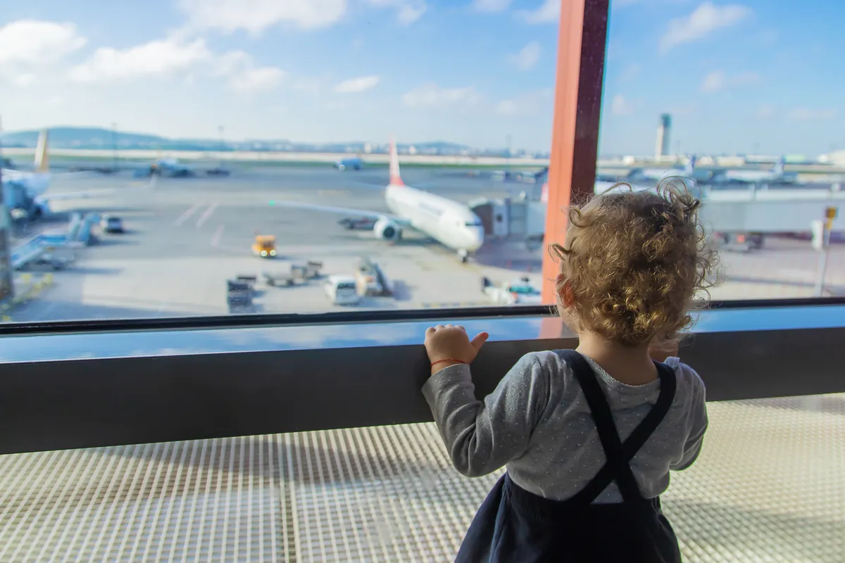 O que colocar na mala de viagem do bebê?