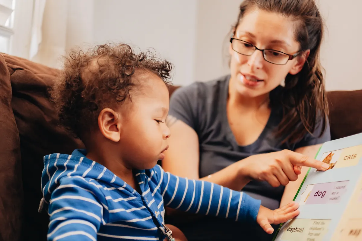 What are the benefits of being bilingual?