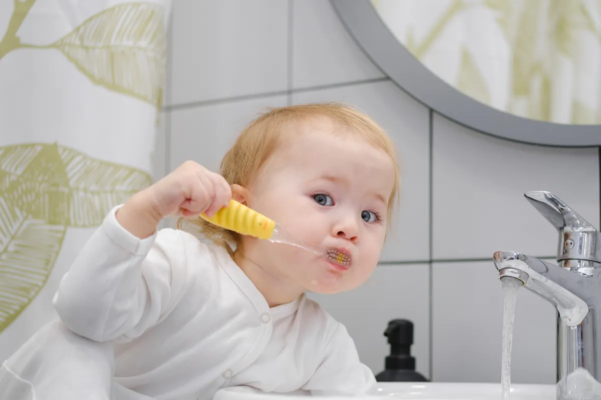 How to brush my toddler’s teeth.