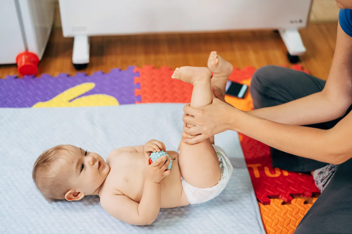 Hipertonía en bebés: ¿Qué es y cómo afecta a los niños?