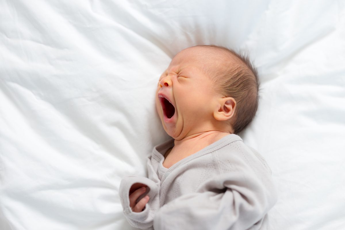 Meu bebê está respirando pela boca; é normal?