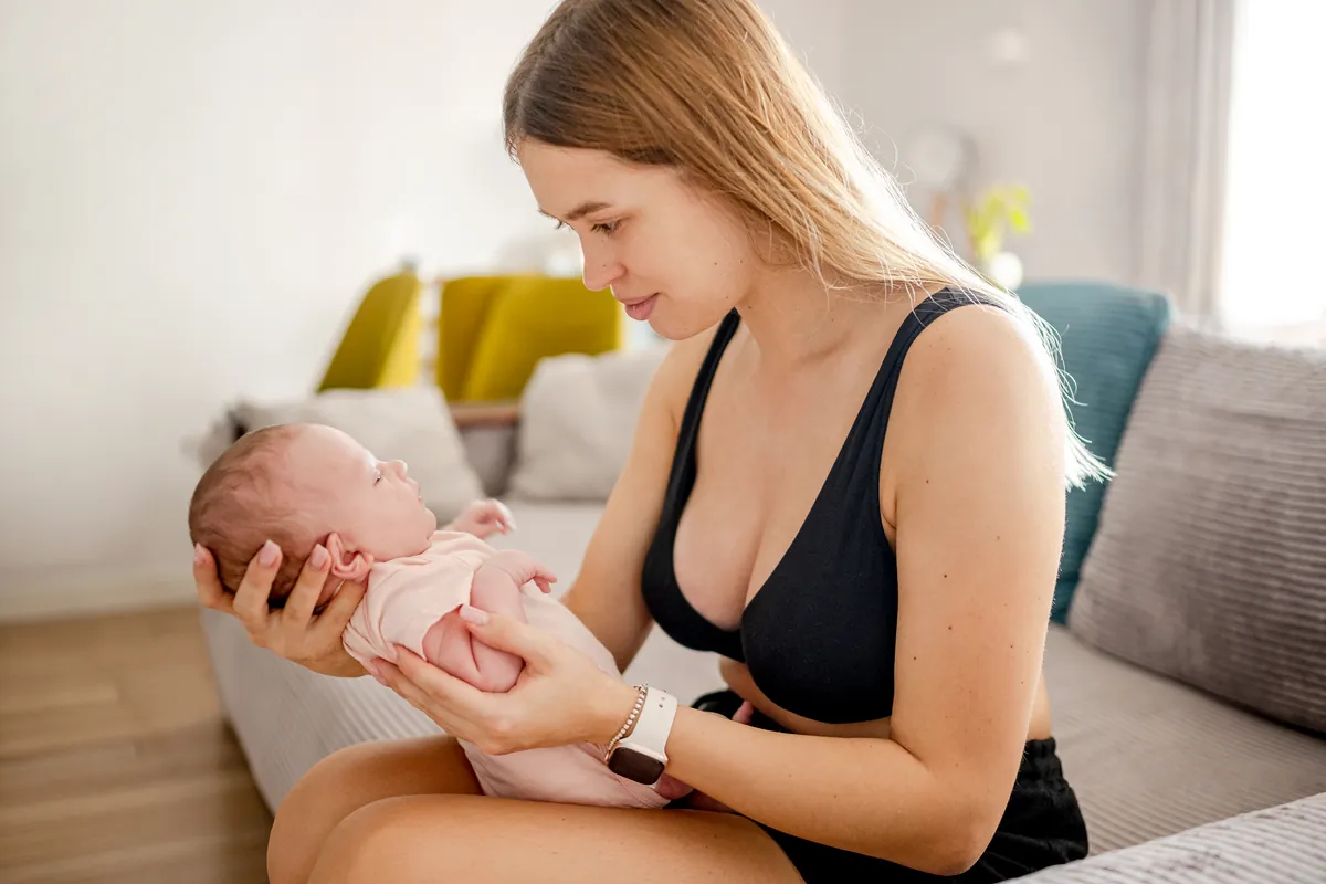 Saiba como comprar sutiãs de amamentação e como usá-los