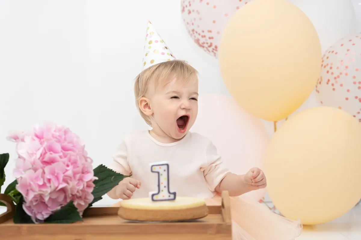 Todo lo que hay que saber sobre el desarrollo de bebé de 1 año.