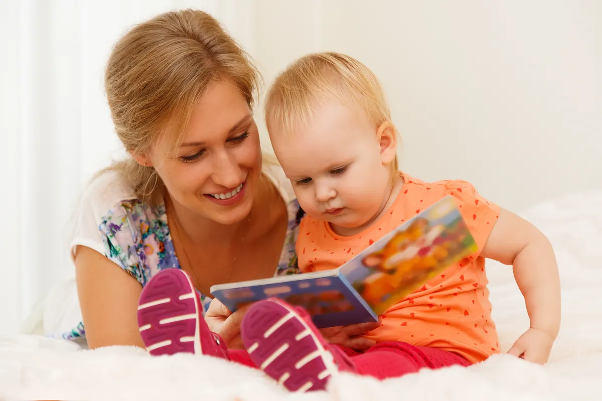 The best way to read with your 2-year-old