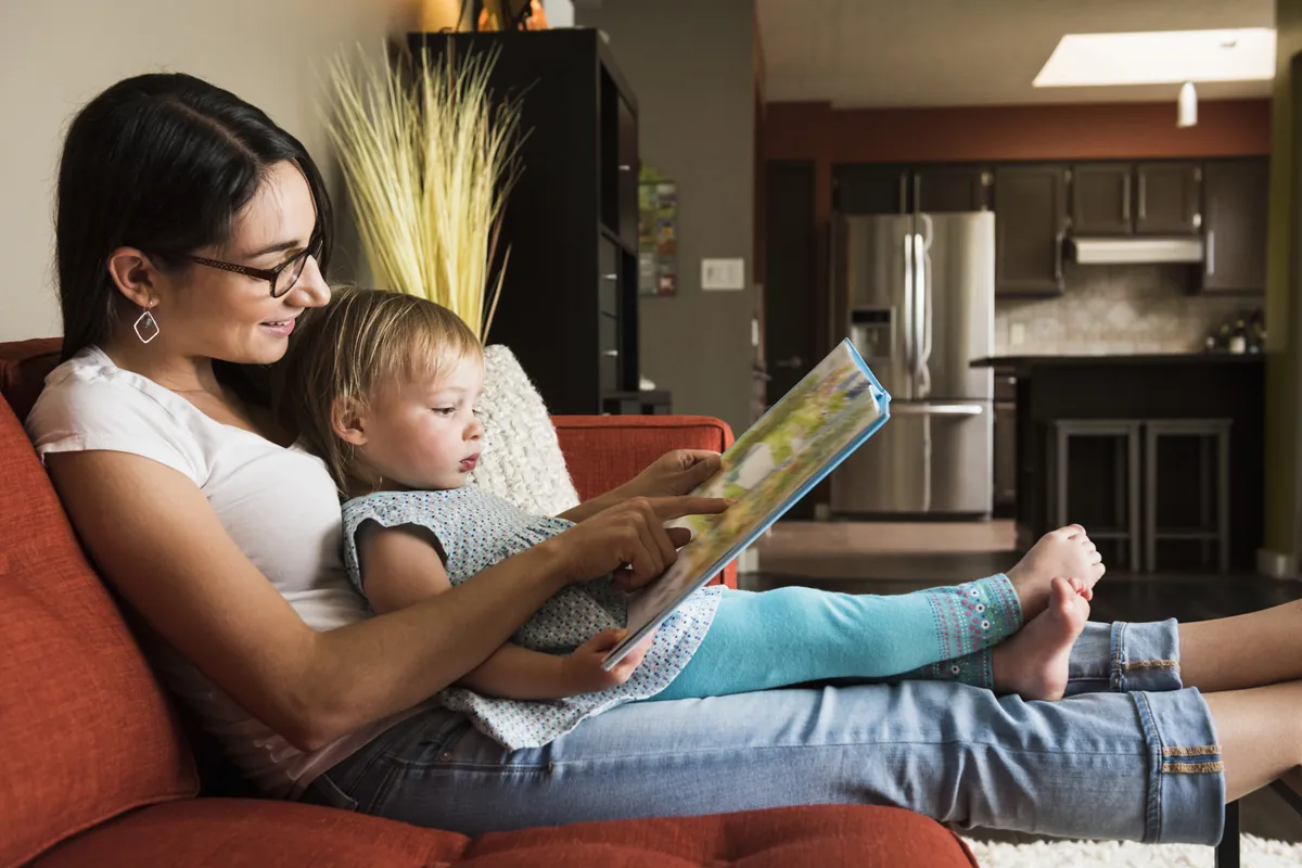 ¿Cómo incorporar la lectura en la rutina diaria de tu hija?