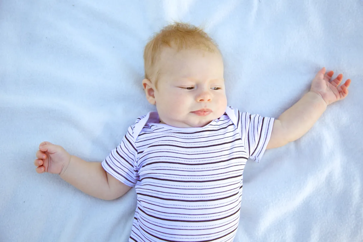 Quanto meu bebê de 4 a 6 meses deve dormir?