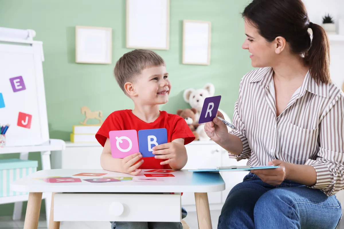 5 dicas de uma fonoaudióloga para estimular a fala do bebê