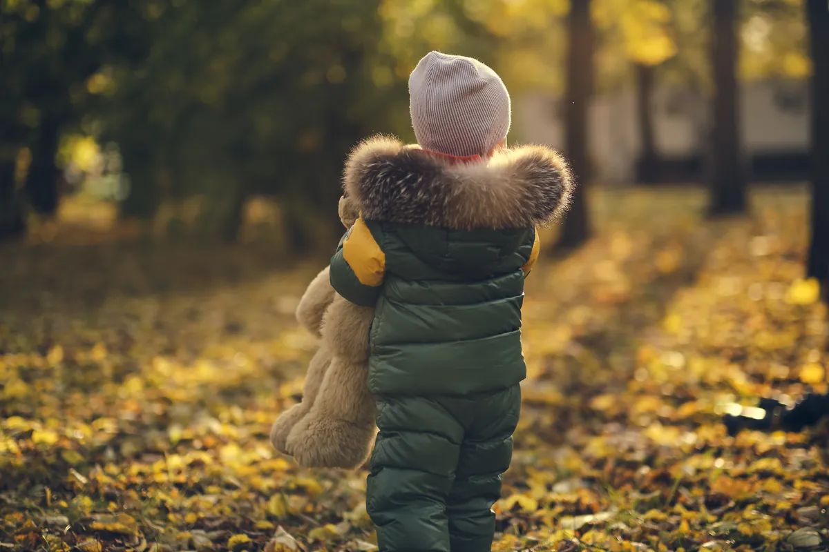 The importance of holding objects while walking