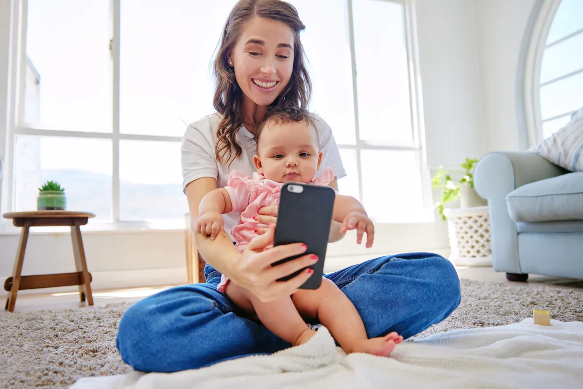 Trabalho e maternidade: como acompanhar o desenvolvimento dos filhos?