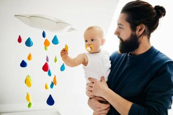 Visual stimulation exercises for babies: 3 practical ideas