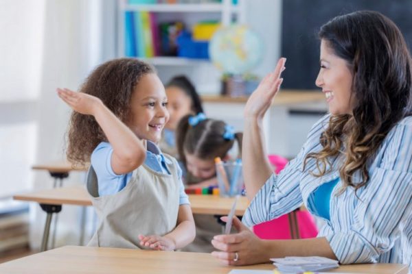 5 simple ways to teach communication skills