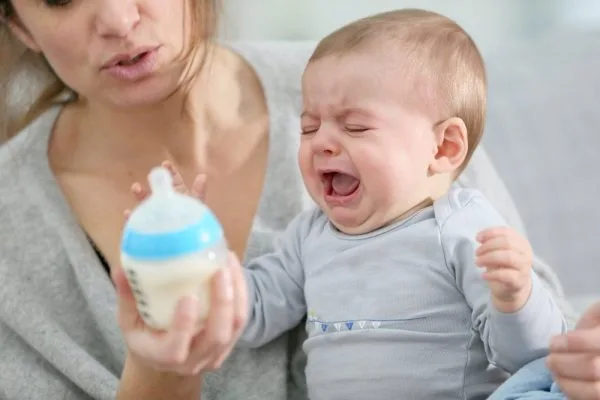 Cow’s Milk Protein Allergy (CMPA) in Babies: What is it, What are the symptoms, and What to do?