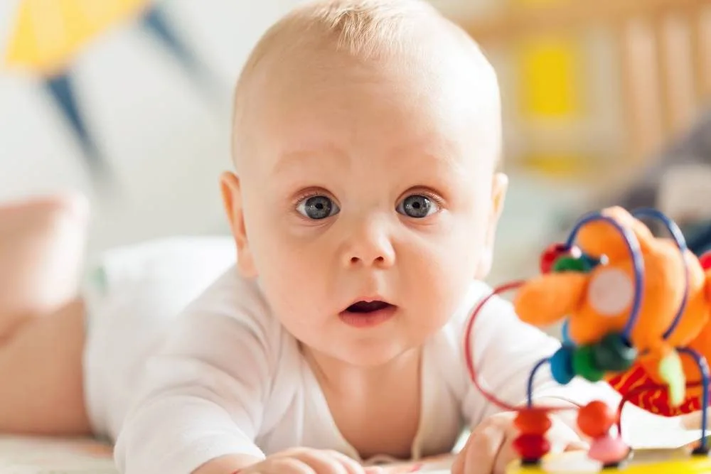 ¿Cómo aprenden los bebés?