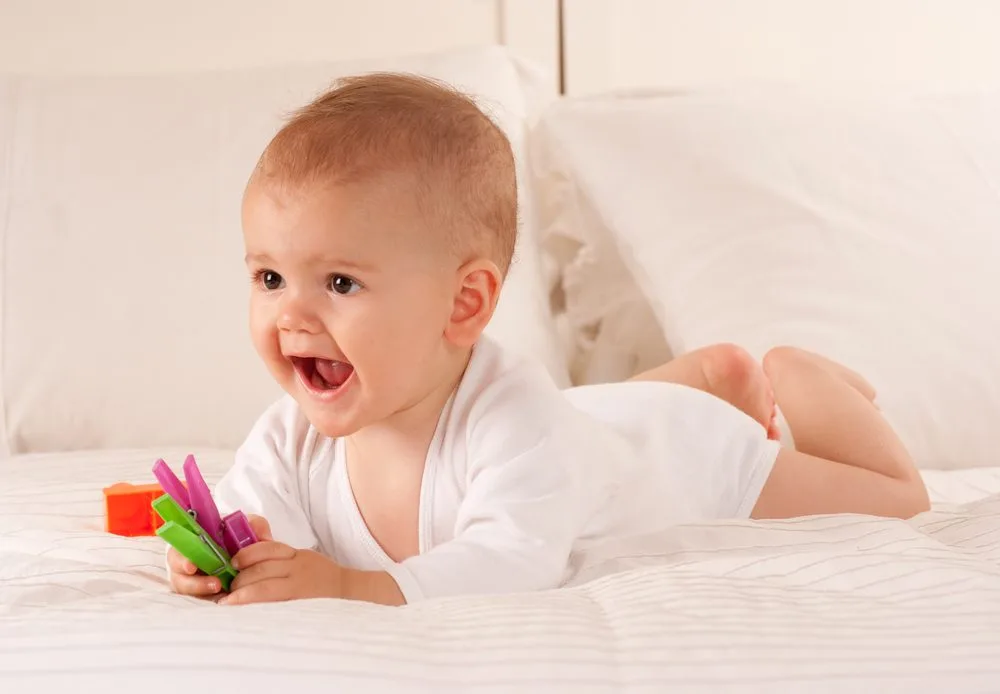 Cómo comunicarse de una manera que fomente las habilidades socioemocionales de su hijo