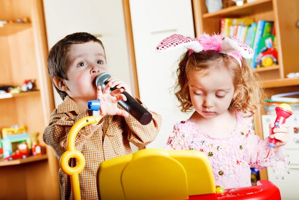 ¿Cómo aprenden los niños a hablar?