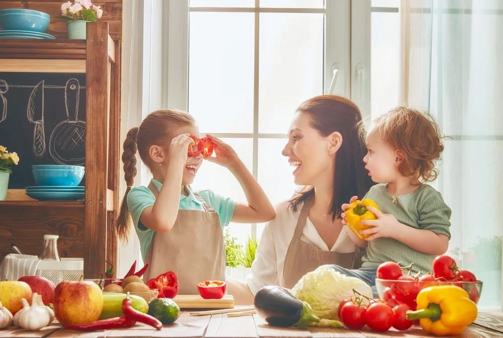 5 Hechos sobre la alimentación infantil: ¿Qué deben de saber los padres?