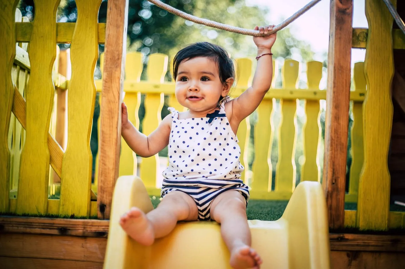 Mi bebé de 8 meses: Hitos de desarrollo