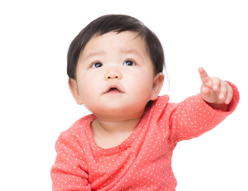 Enseñarle a tu hijo a ser amable con los animales y a desarrollar la empatía