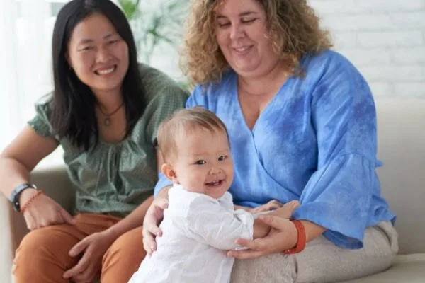 ¿Qué hitos socioemocionales está desarrollando mi bebé de 13 a 15 meses?