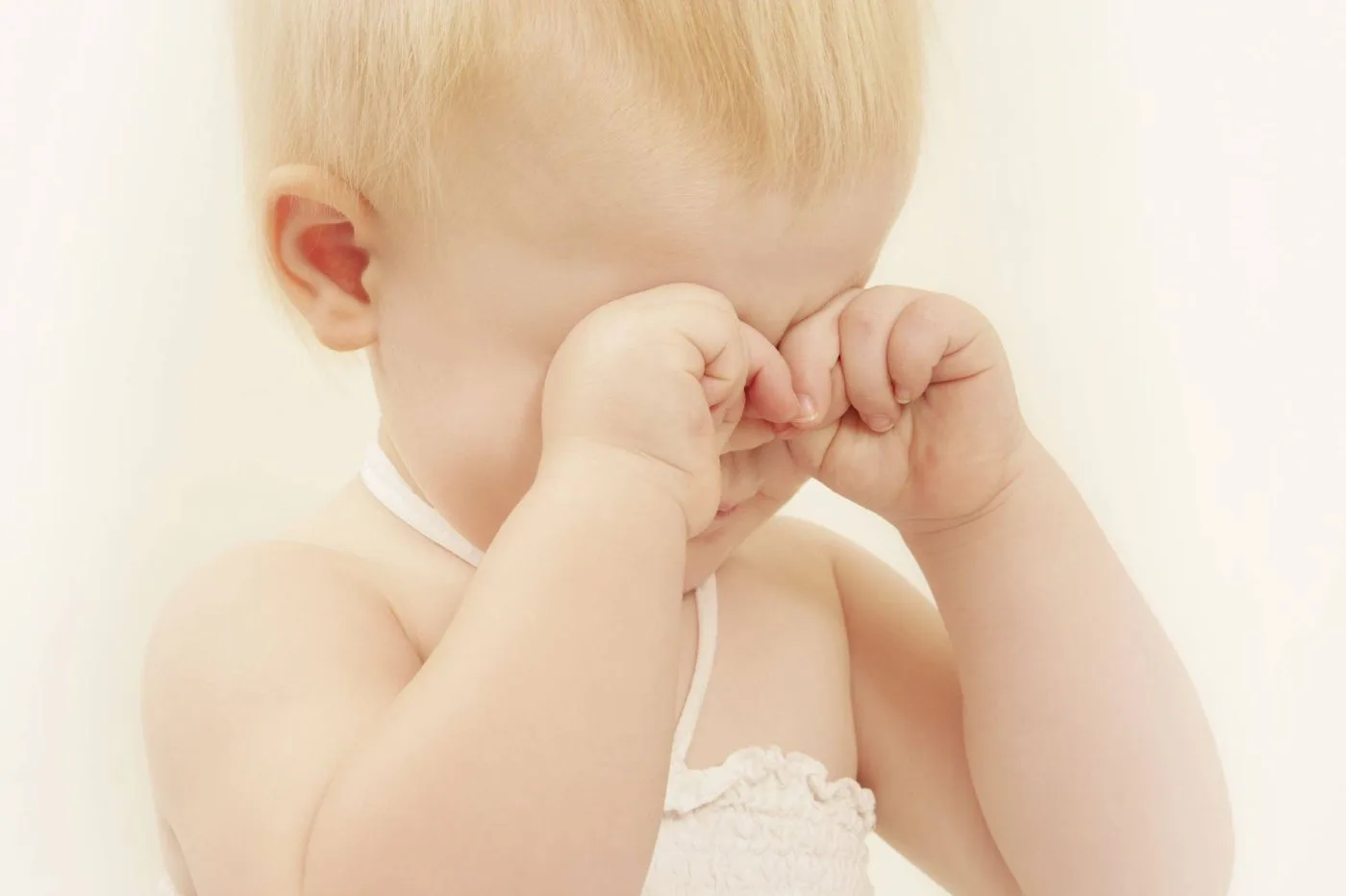 O que é conjuntivite em bebê, seus sintomas e como tratar?