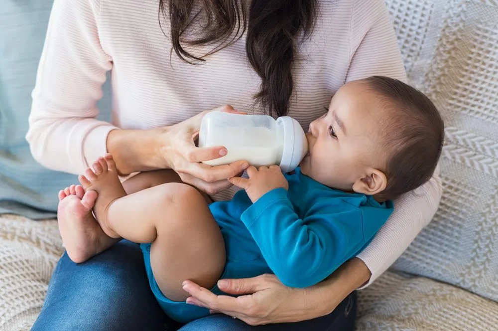 Alimentação com mamadeira: Qual é a quantidade ideal?